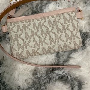 Michael Kors Fanny Pack!